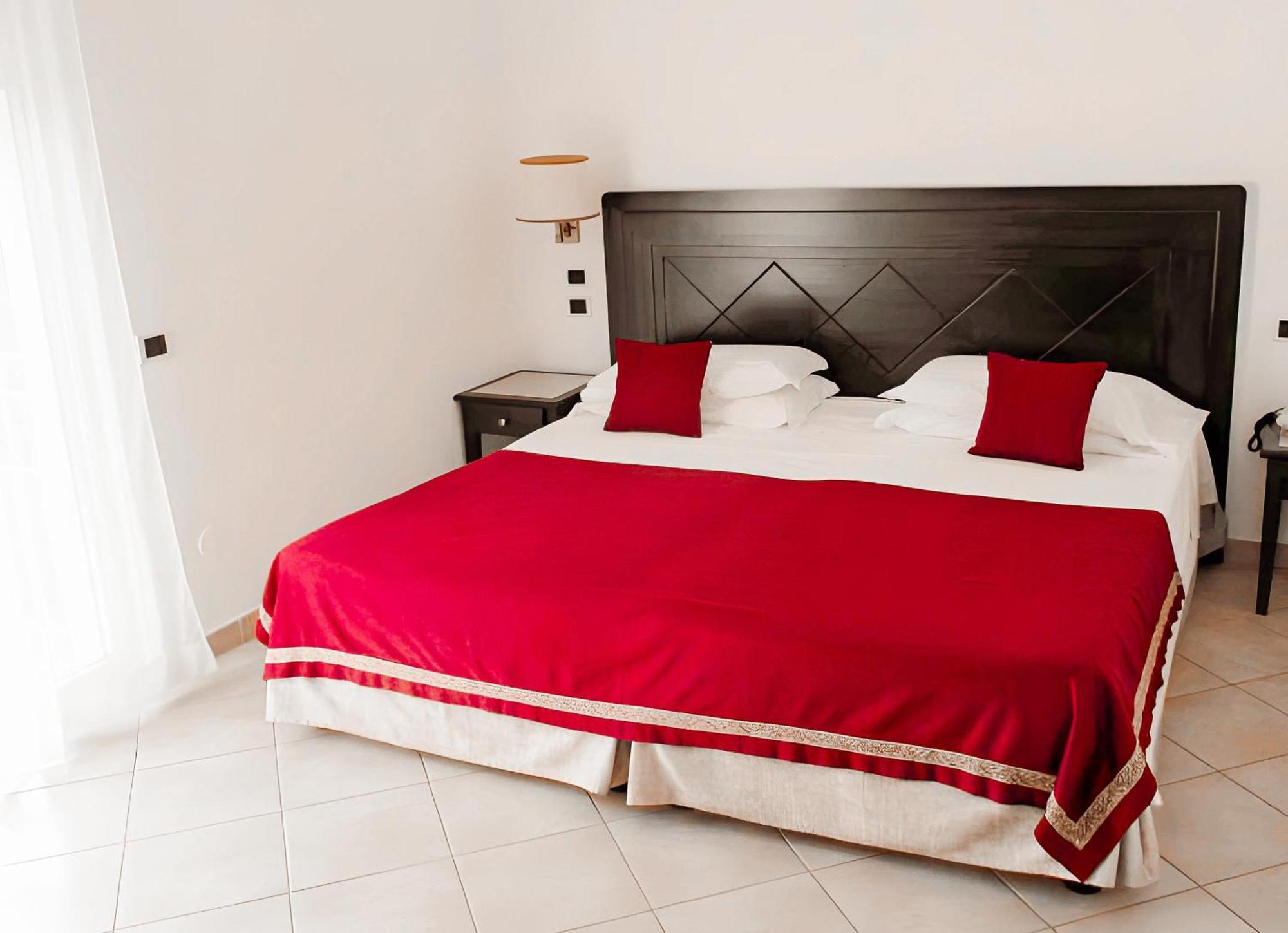 Hotiday Room Collection - Porto Azzurro 카폴리베리 외부 사진