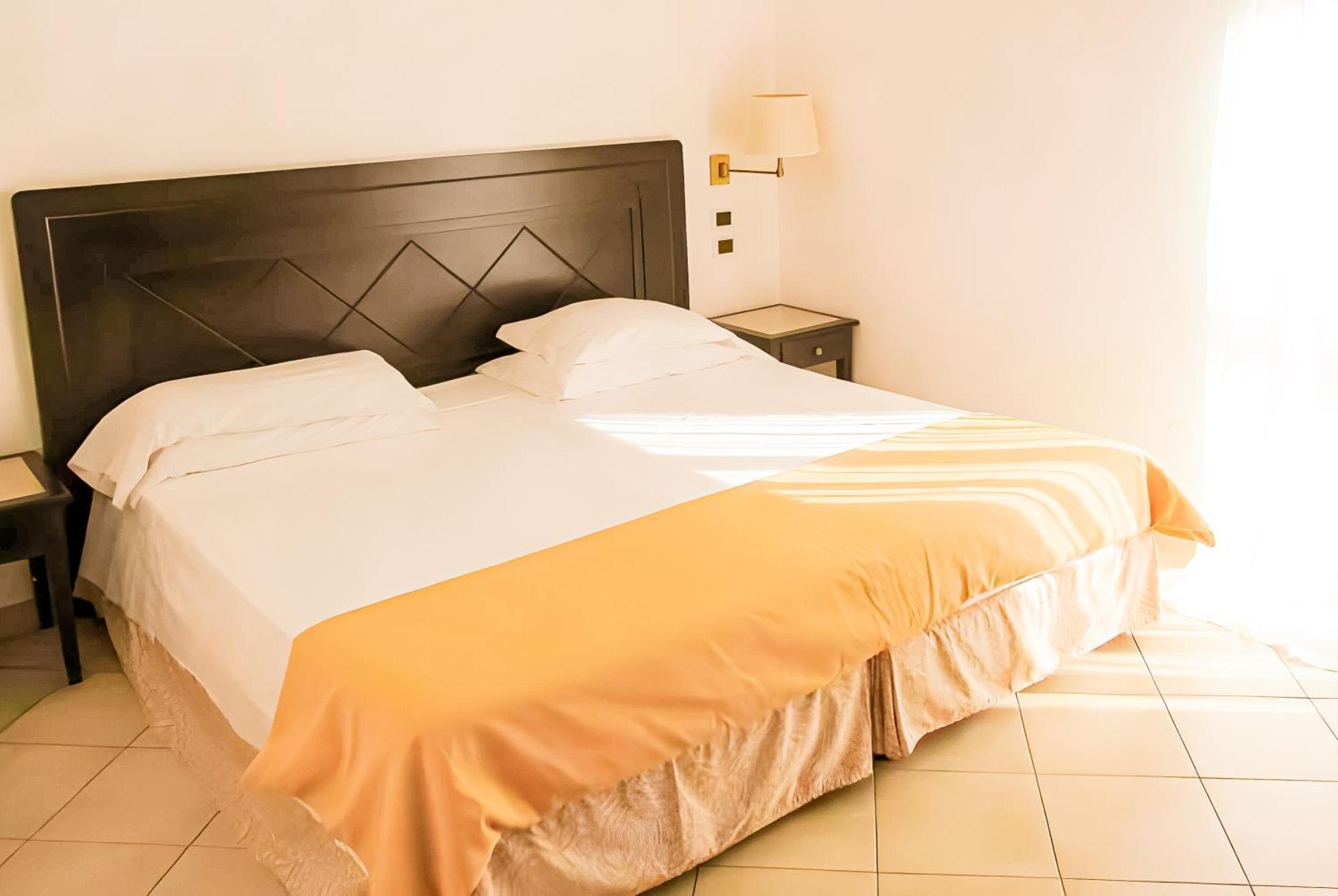 Hotiday Room Collection - Porto Azzurro 카폴리베리 외부 사진