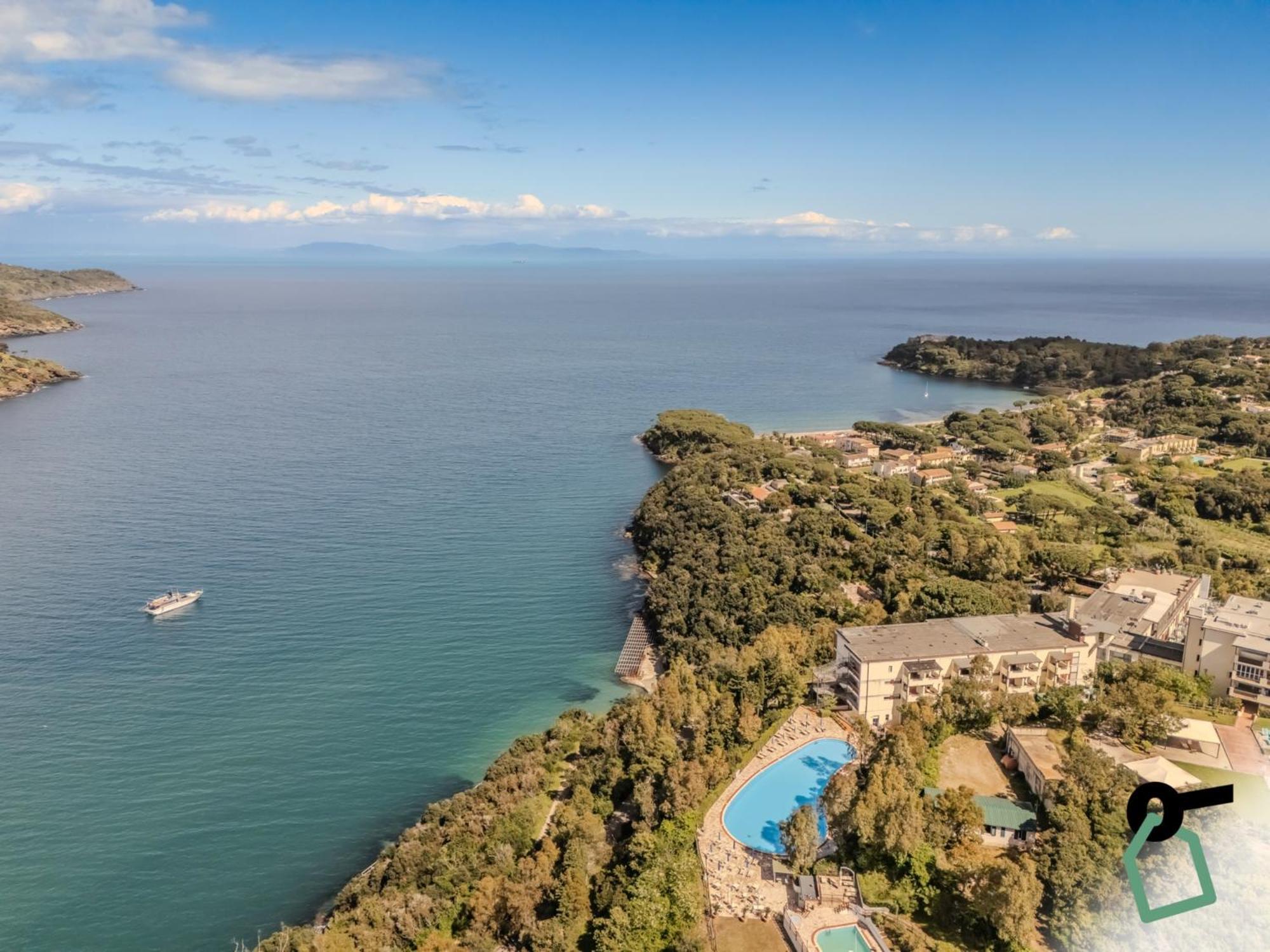 Hotiday Room Collection - Porto Azzurro 카폴리베리 외부 사진
