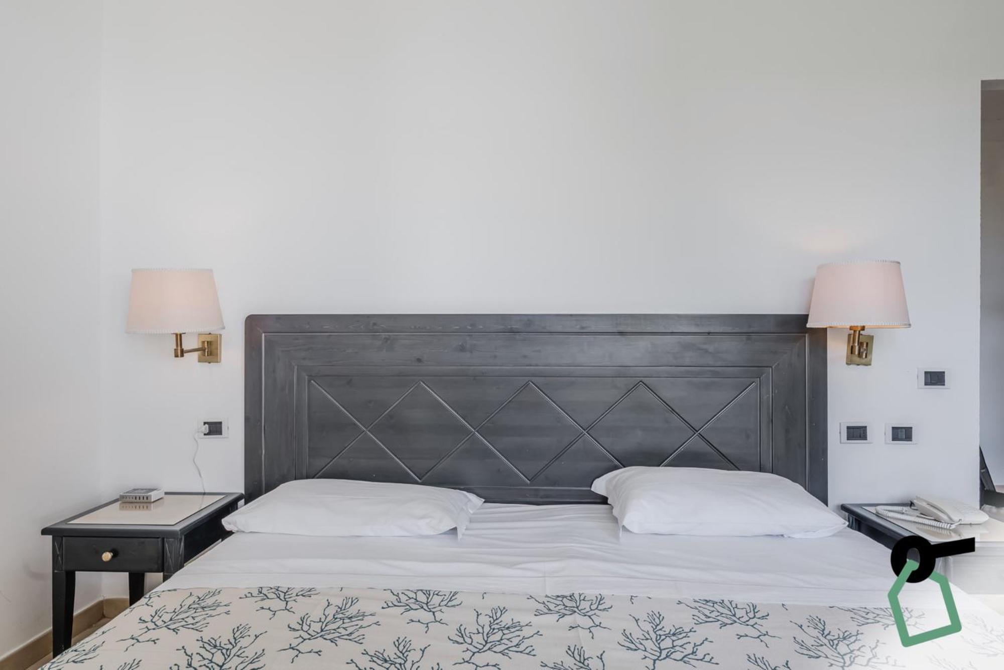 Hotiday Room Collection - Porto Azzurro 카폴리베리 외부 사진